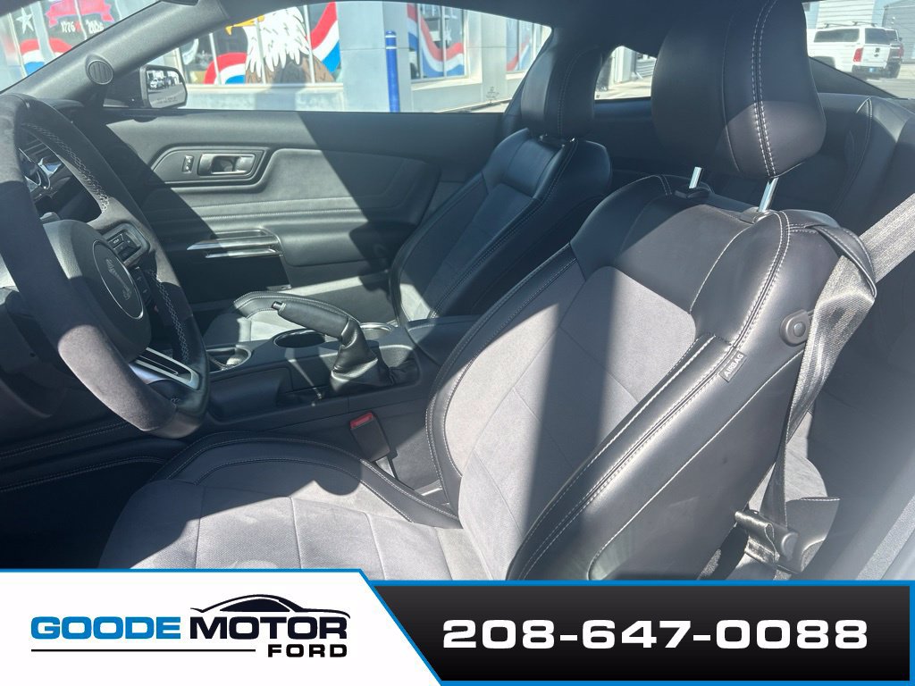 Used 2019 Ford Mustang Shelby GT350 w/ Technology Package RWD image 15