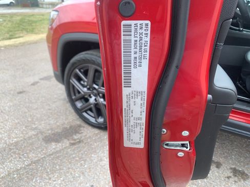 New 2026 Jeep Compass Latitude image 31