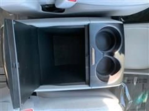 Used 2016 Toyota Sienna LE image 29