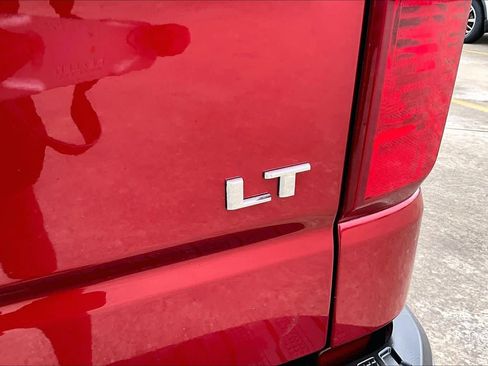 Used 2020 Chevrolet Silverado 1500 LT w/ Texas Edition RWD image 10