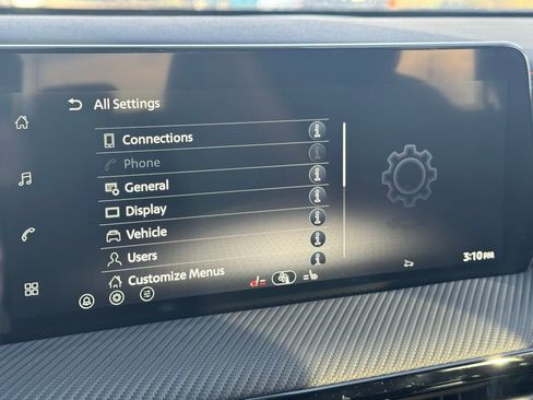 New 2026 Nissan Kicks SR w/ Cold Weather Package image 34