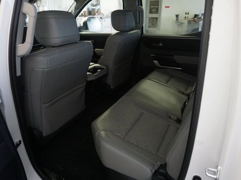 Used 2022 Toyota Tundra Limited image 21