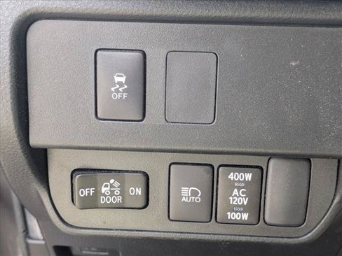 Used 2023 Toyota Tacoma TRD Off-Road AWD/4WD image 12