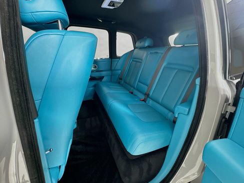 Certified 2022 Rolls-Royce Cullinan w/ Dark Exterior Package AWD/4WD image 24