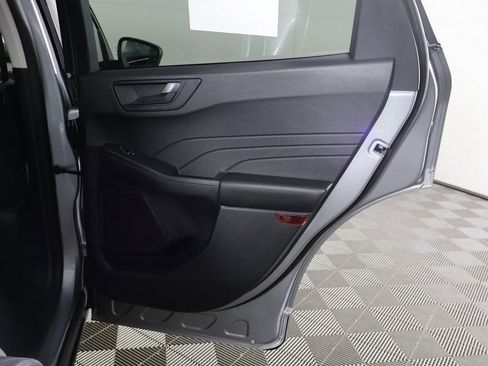 Used 2022 Ford Escape SE w/ Convenience Package image 24