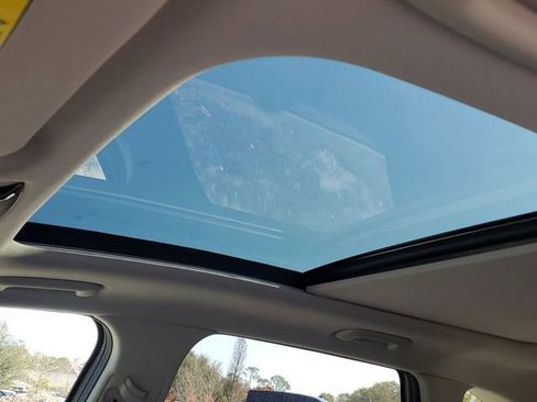 New 2026 Kia Sorento S w/ S Panoramic Sunroof Package FWD image 32