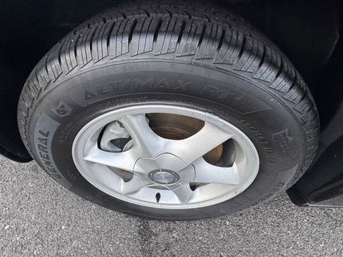 Used 2002 Oldsmobile Aurora 3.5 w/ All Weather Pkg image 31