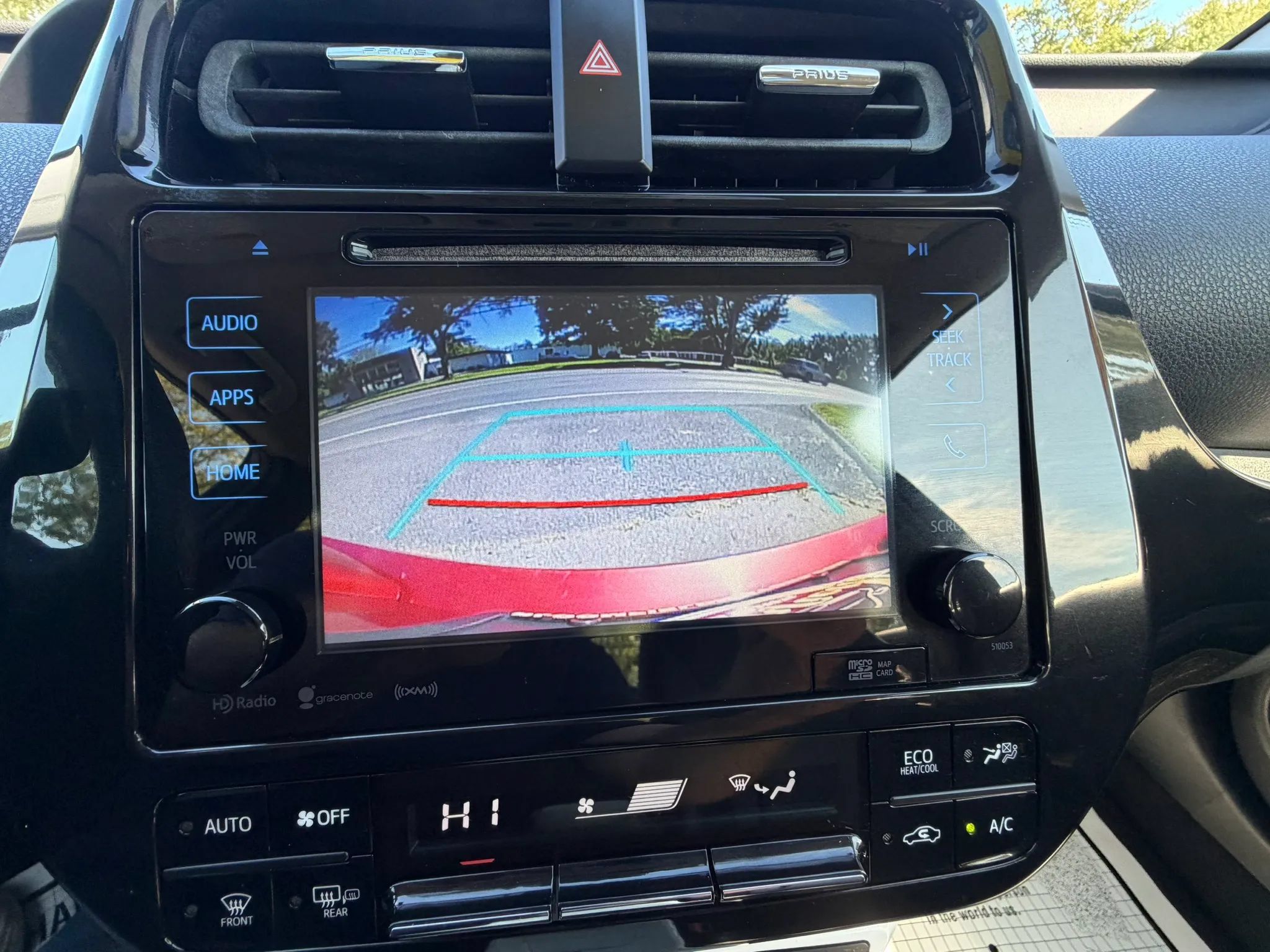 Used 2016 Toyota Prius Three Touring FWD image 27