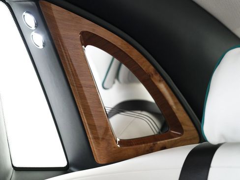 New 2026 Rolls-Royce Phantom Sedan RWD image 27