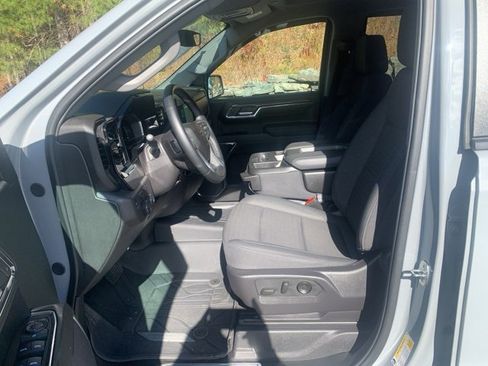 Certified 2024 Chevrolet Silverado 1500 RST image 16