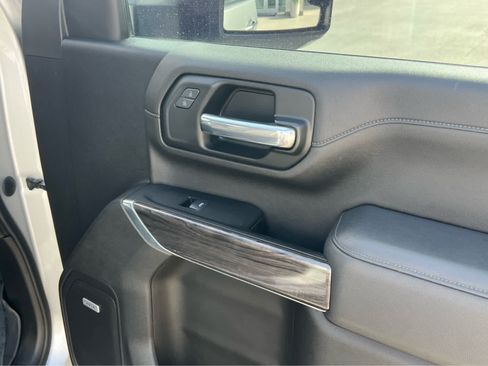 Used 2023 Chevrolet Silverado 3500 LTZ w/ LTZ Plus Package AWD/4WD image 19