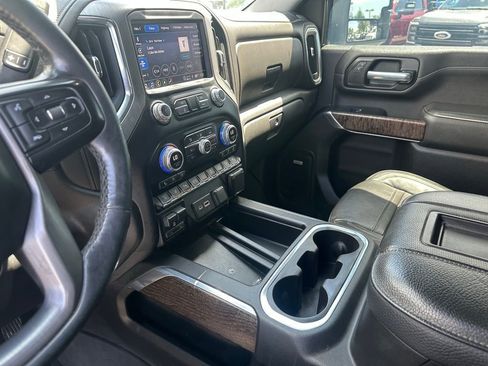 Used 2022 GMC Sierra 3500 Denali w/ Denali Ultimate Package AWD/4WD image 30
