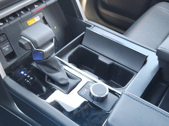 New 2024 Toyota Tundra Platinum RWD image 18