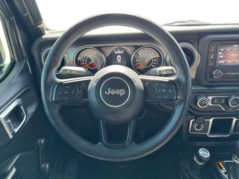 Used 2020 Jeep Wrangler Unlimited Sport AWD/4WD image 18