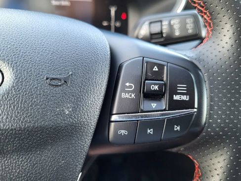 Used 2025 Ford Escape ST-Line Select AWD/4WD image 19