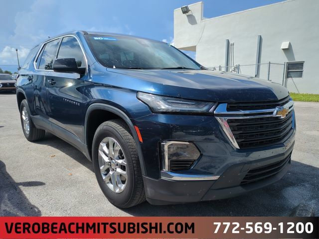 Used 2023 Chevrolet Traverse LS FWD image 1