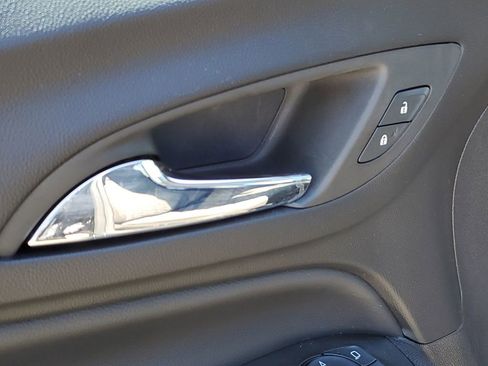 Used 2024 Chevrolet Equinox LT image 22