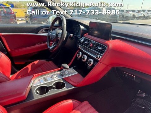 Used 2023 Genesis G70 2.0T w/ Sport Prestige Package AWD/4WD image 11