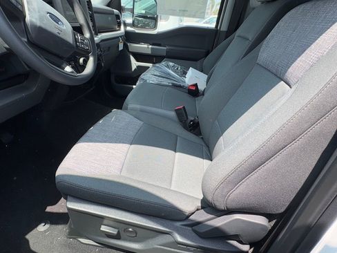 New 2024 Ford F550 4x4 Regular Cab Super Duty w/ XLT Value Package image 5