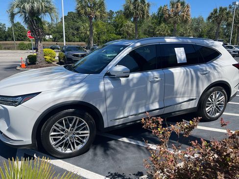Certified 2023 Acura MDX SH-AWD w/ Advance Package image 3