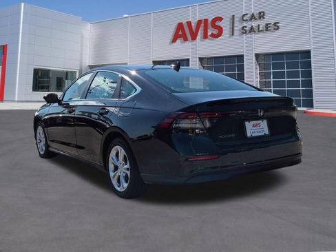 Used 2025 Honda Accord LX image 9