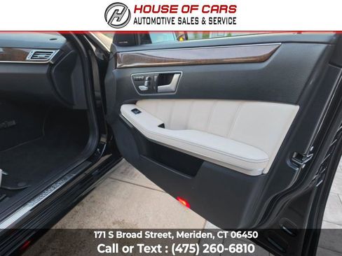 Used 2014 Mercedes-Benz E 350 4MATIC Sedan image 46