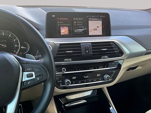 Used 2019 BMW X3 sDrive30i w/ M Sport Package 2 RWD image 6