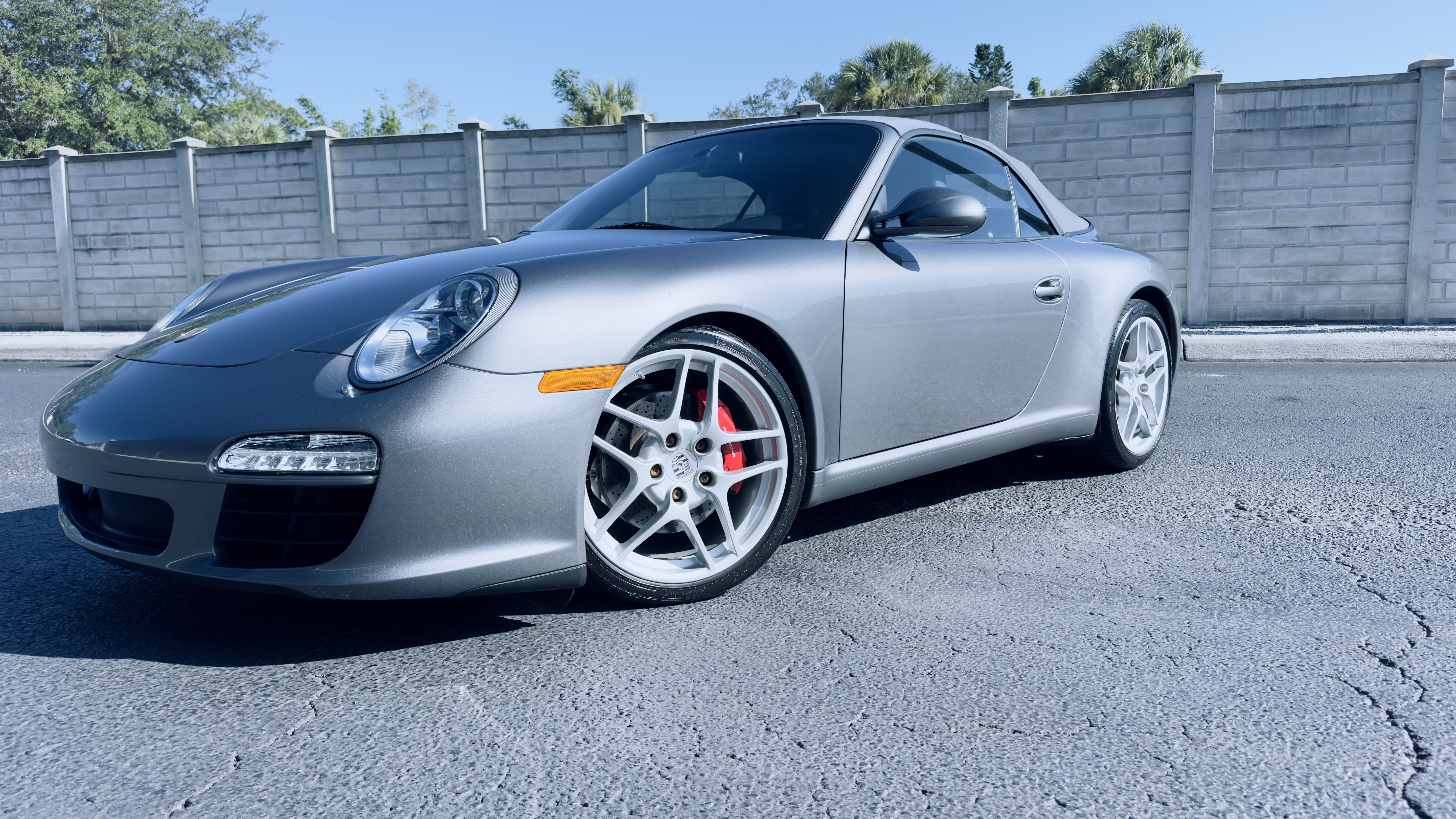 Used 2009 Porsche 911 Carrera S RWD image 2