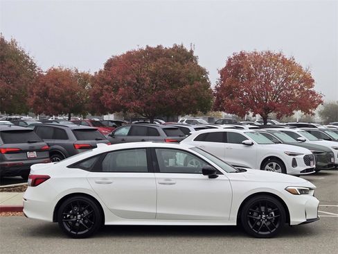 New 2026 Honda Civic Sport image 7