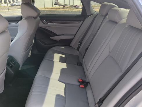 Used 2018 Honda Accord EX-L image 29
