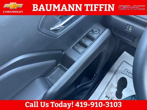 Used 2023 Chevrolet Colorado LT w/ LT Convenience Package II RWD image 9