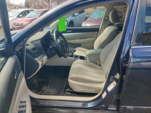 Used 2013 Subaru Outback 2.5i Premium w/ All-Weather Pkg image 11