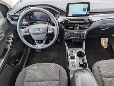 Used 2025 Ford Escape Active AWD/4WD image 6