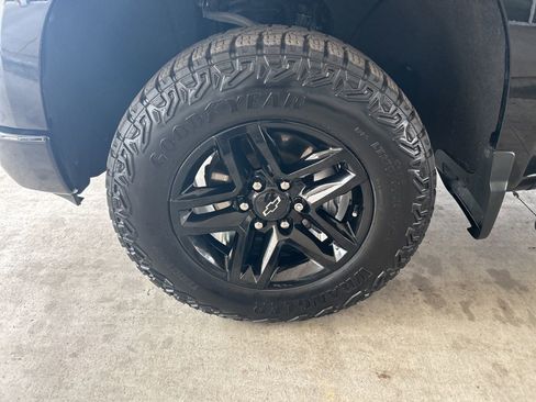 Used 2022 Chevrolet Silverado 1500 LT Trail Boss w/ LT Trail Boss Premium Package image 18