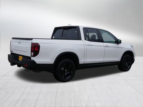 New 2026 Honda Ridgeline Black Edition image 4