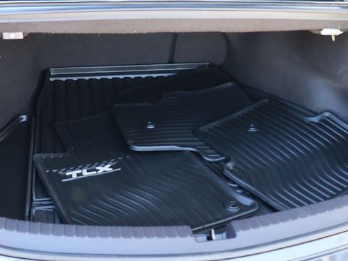 Used 2015 Acura TLX w/ Technology Package FWD image 25