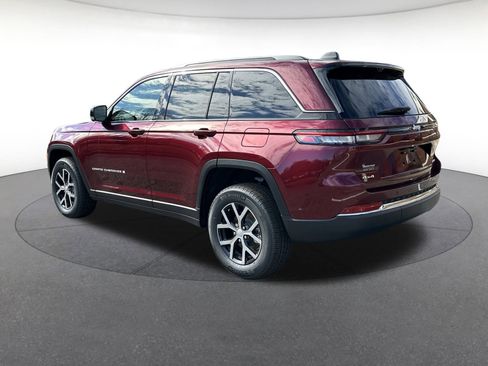 New 2025 Jeep Grand Cherokee Limited w/ Luxury Tech Group II image 3