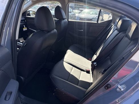 New 2025 Nissan Sentra SR w/ SR Premium Package FWD image 16