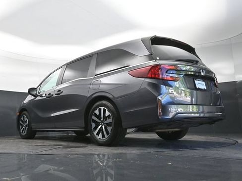 Certified 2025 Honda Odyssey EX-L image 31