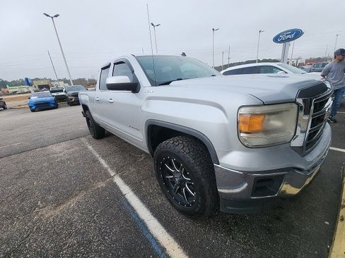 Used 2014 GMC Sierra 1500 SLE image 3