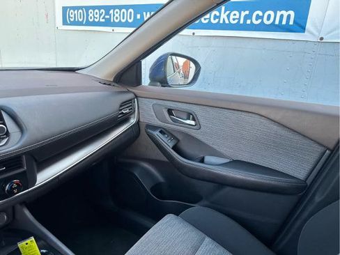 Used 2023 Nissan Rogue SV AWD/4WD image 27