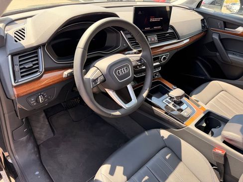 Certified 2023 Audi Q5 2.0T Premium Plus w/ Premium Plus Package AWD/4WD image 16