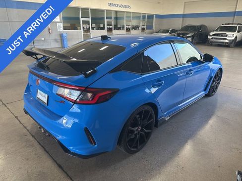 Certified 2025 Honda Civic Type R image 3