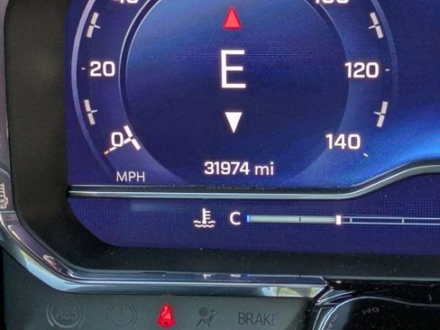 Used 2025 Chevrolet Silverado 2500 LT w/ Convenience Package image 26