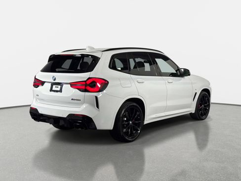 Used 2024 BMW X3 M40i w/ Premium Essential Package AWD/4WD image 3
