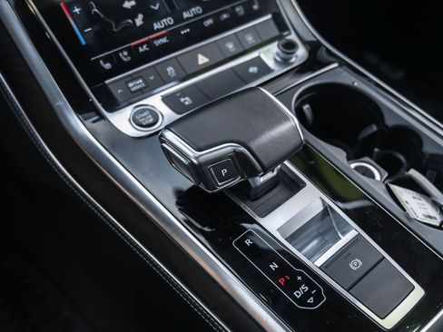 Used 2023 Audi Q8 Premium Plus w/ Premium Plus Package AWD/4WD image 28