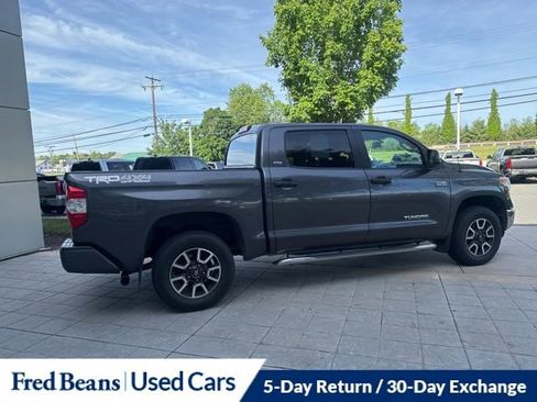 Used 2016 Toyota Tundra SR5 w/ TRD Off Road Package AWD/4WD image 5