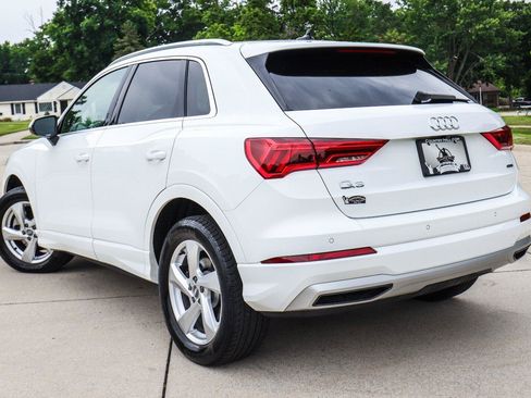Used 2020 Audi Q3 2.0T Premium w/ Convenience Package AWD/4WD image 17