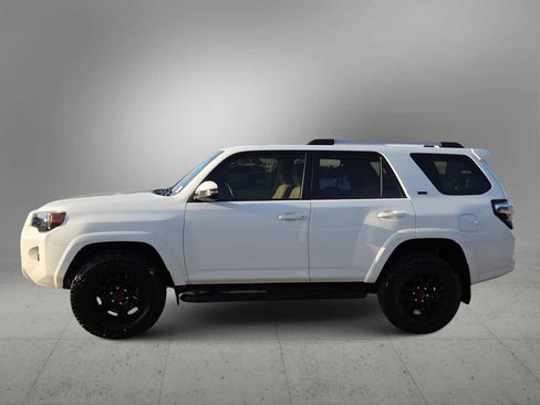 Certified 2024 Toyota 4Runner SR5 Premium w/ Moonroof Package AWD/4WD image 5