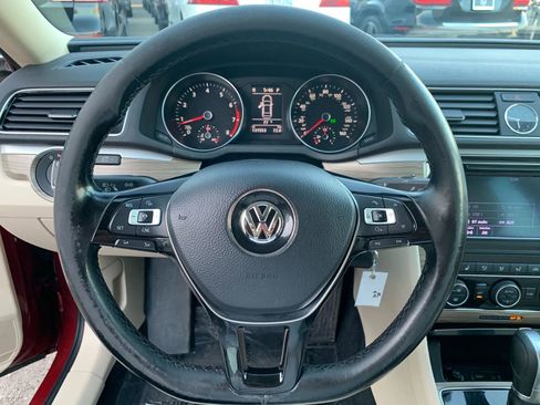 Used 2016 Volkswagen Passat 1.8T SE image 16